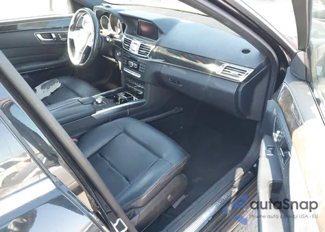 2014 Mercedes-Benz E 350 z USA, uszkodzony, nr VIN WDDHF5KB6EA815422